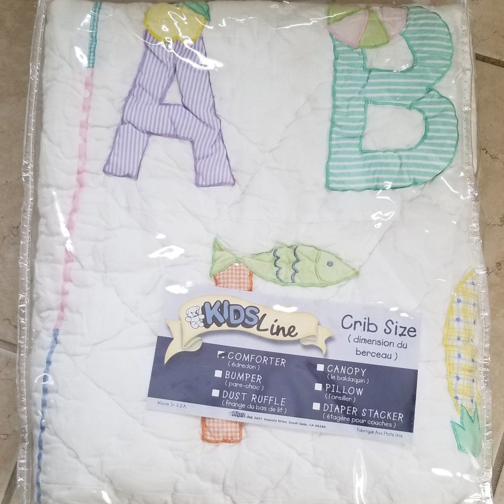 RARE KIDSLINE CLASSIC ALPHABET STRIPE BABY NURSERY CRIB COMFORTER QUILT THROW